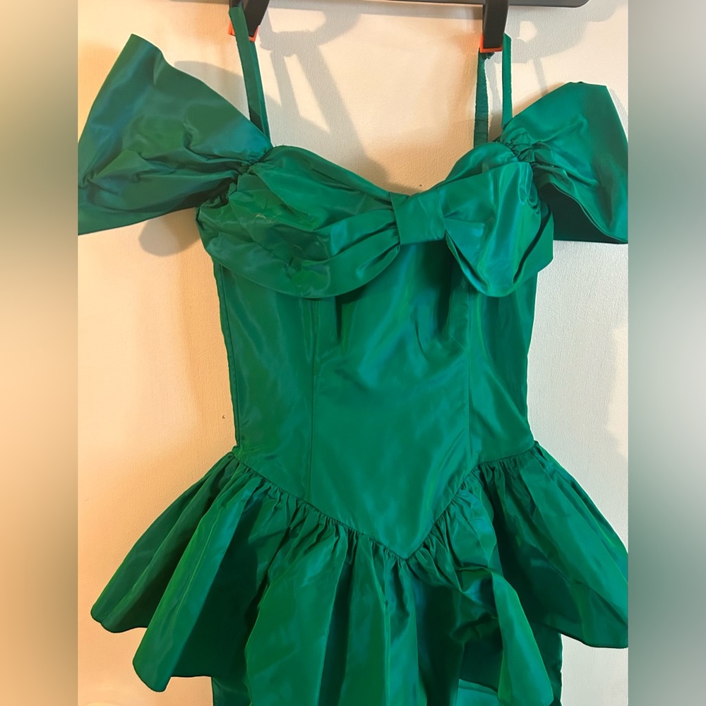 VINTAGE AF Green (iridescent) Party/Prom Dress - XS